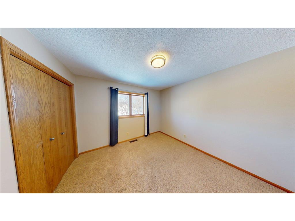 2210 9th Avenue SE Willmar MN 56201 6754675 image29