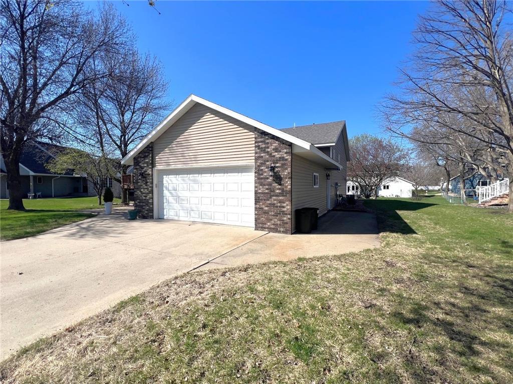 2210 9th Avenue SE Willmar MN 56201 6754675 image49