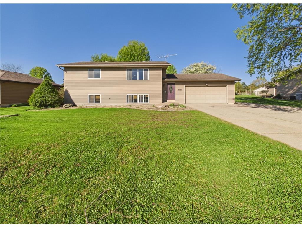 2210 Green Drive Faribault MN 55021 7065812 image1