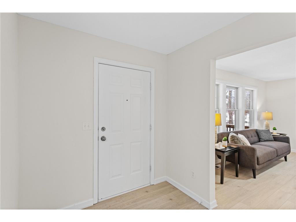 2210 Irving Avenue N Minneapolis MN 55411 7023459 image17