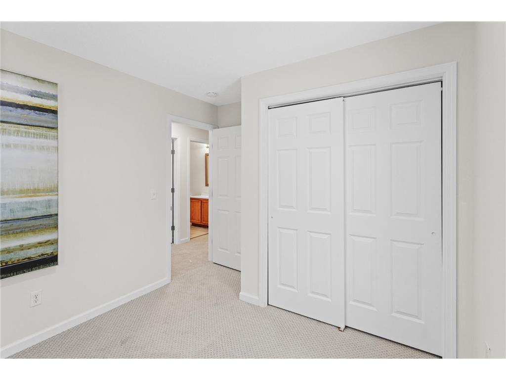 2210 Irving Avenue N Minneapolis MN 55411 7023459 image19