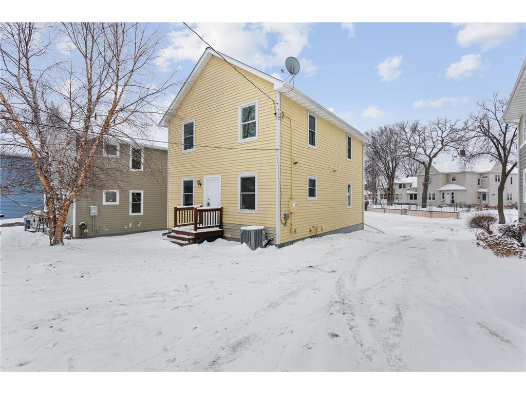 2210 Irving Avenue N Minneapolis MN 55411 7023459 image29