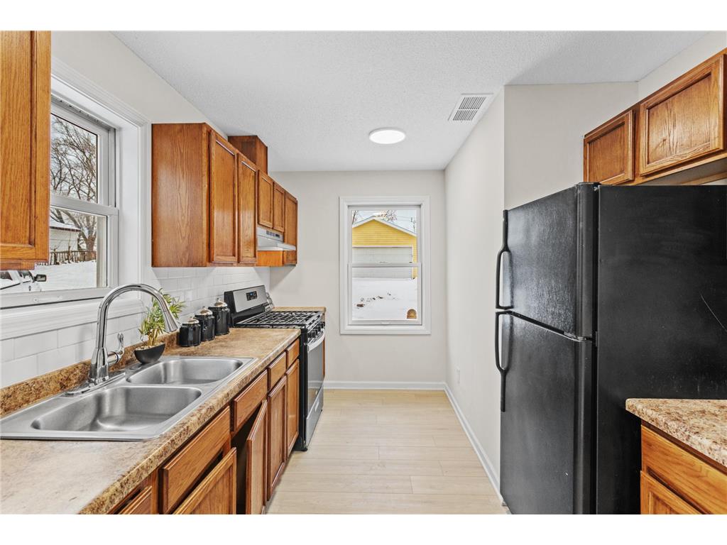 2210 Irving Avenue N Minneapolis MN 55411 7023459 image8