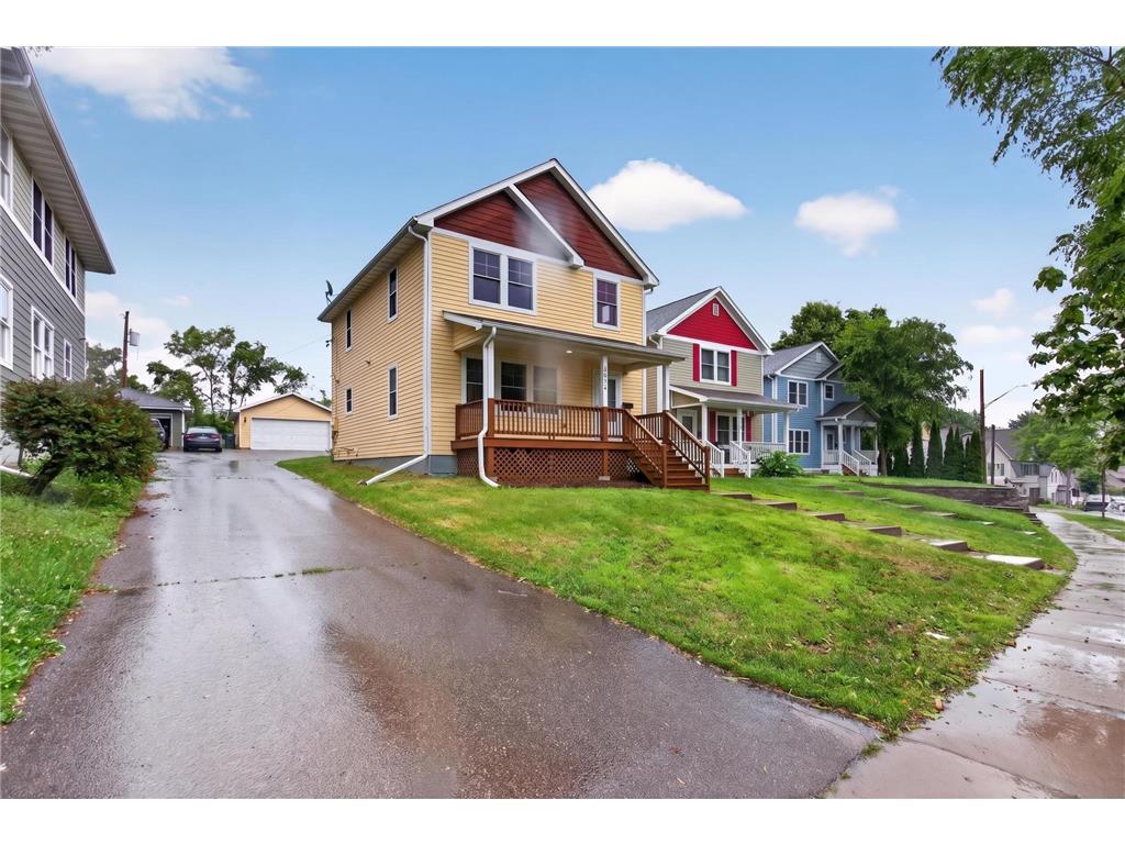 2210 Irving Avenue N Minneapolis MN 55411 7090499 image13