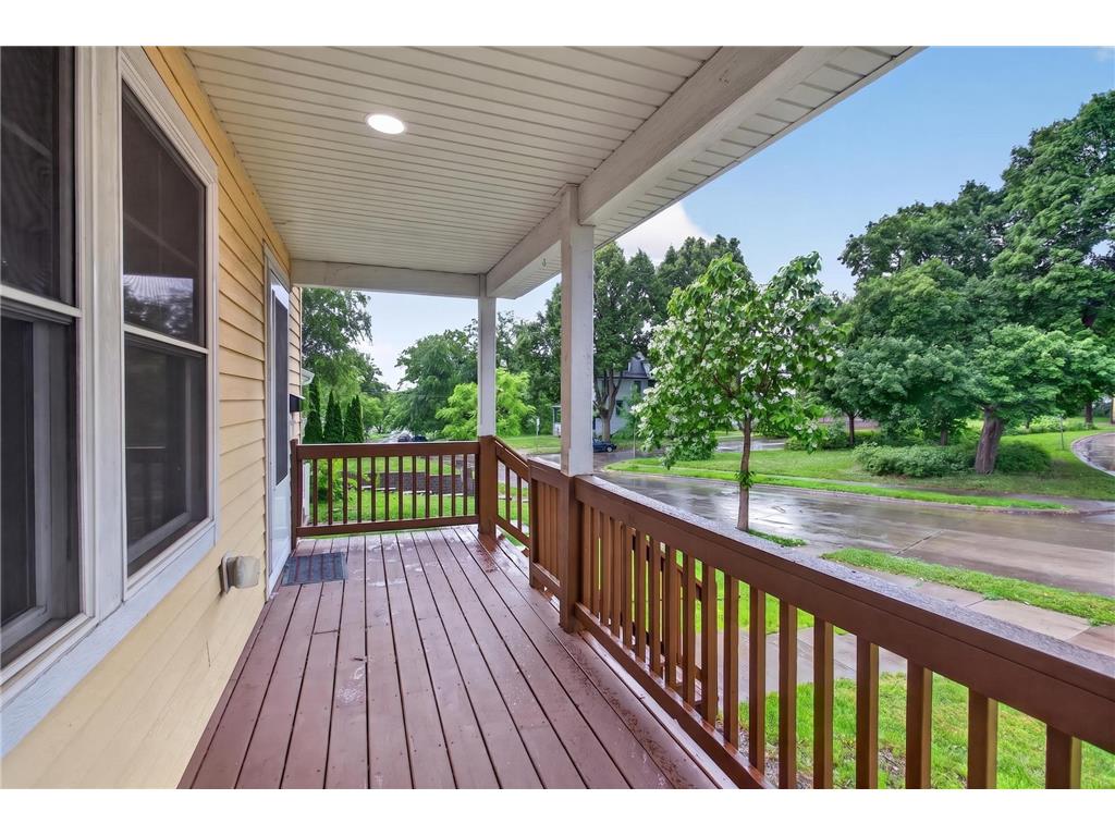 2210 Irving Avenue N Minneapolis MN 55411 7090499 image14