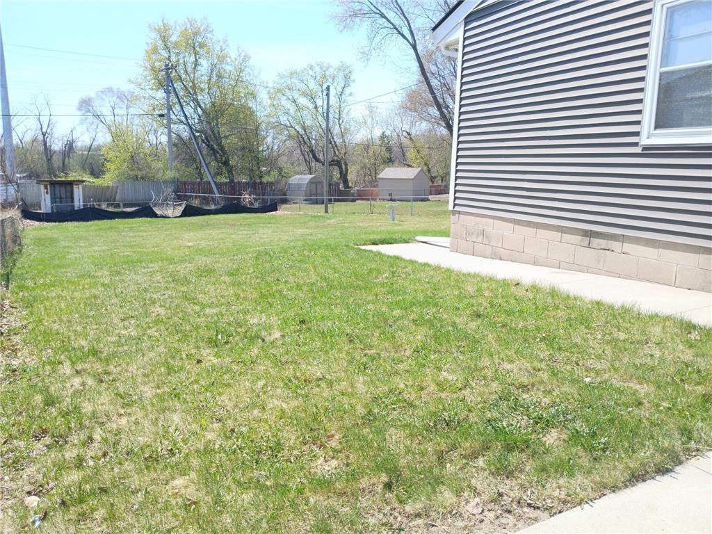 2210 Ivy Avenue E Saint Paul MN 55119 7059980 image3