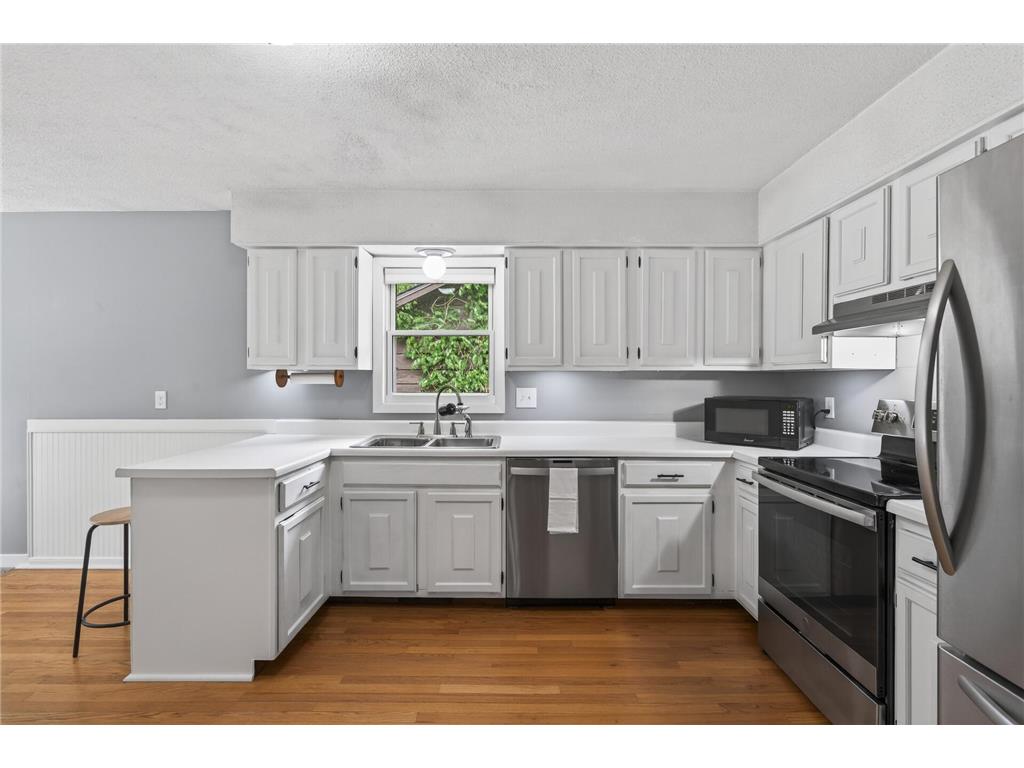 2210 Matterhorn Lane Saint Paul MN 55119 7089016 image10