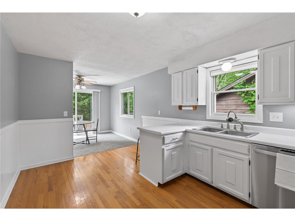 2210 Matterhorn Lane Saint Paul MN 55119 7089016 image11