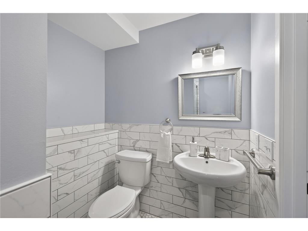2210 Matterhorn Lane Saint Paul MN 55119 7089016 image22