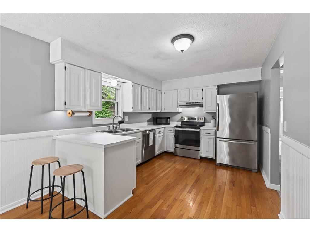 2210 Matterhorn Lane Saint Paul MN 55119 7089016 image8