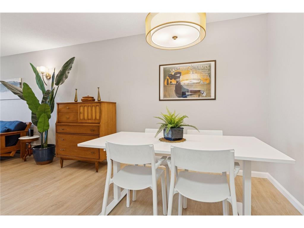 2210 Midland Grove Road #209 Roseville MN 55113 7004475 image14