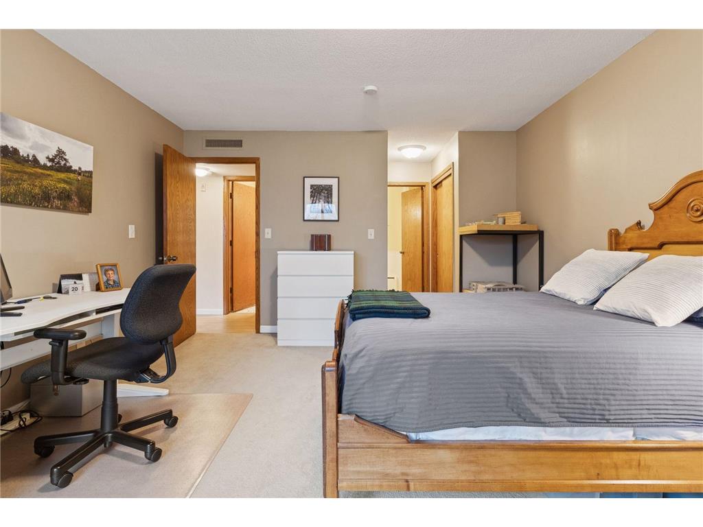 2210 Midland Grove Road #209 Roseville MN 55113 7004475 image16