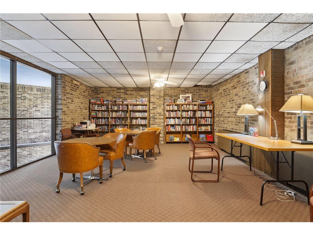 2210 Midland Grove Road #209 Roseville MN 55113 7004475 image28