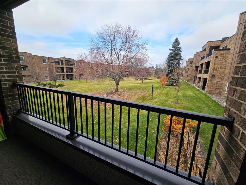 2210 Midland Grove Road #209 Roseville MN 55113 7004475 image9