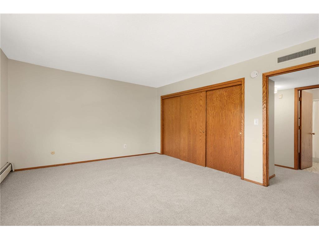 2210 Midland Grove Road #306 Roseville MN 55113 7031416 image20