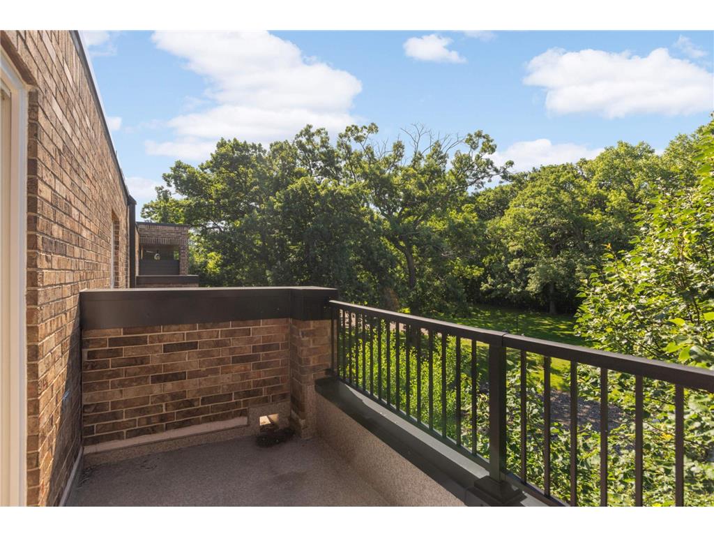 2210 Midland Grove Road #306 Roseville MN 55113 7031416 image22