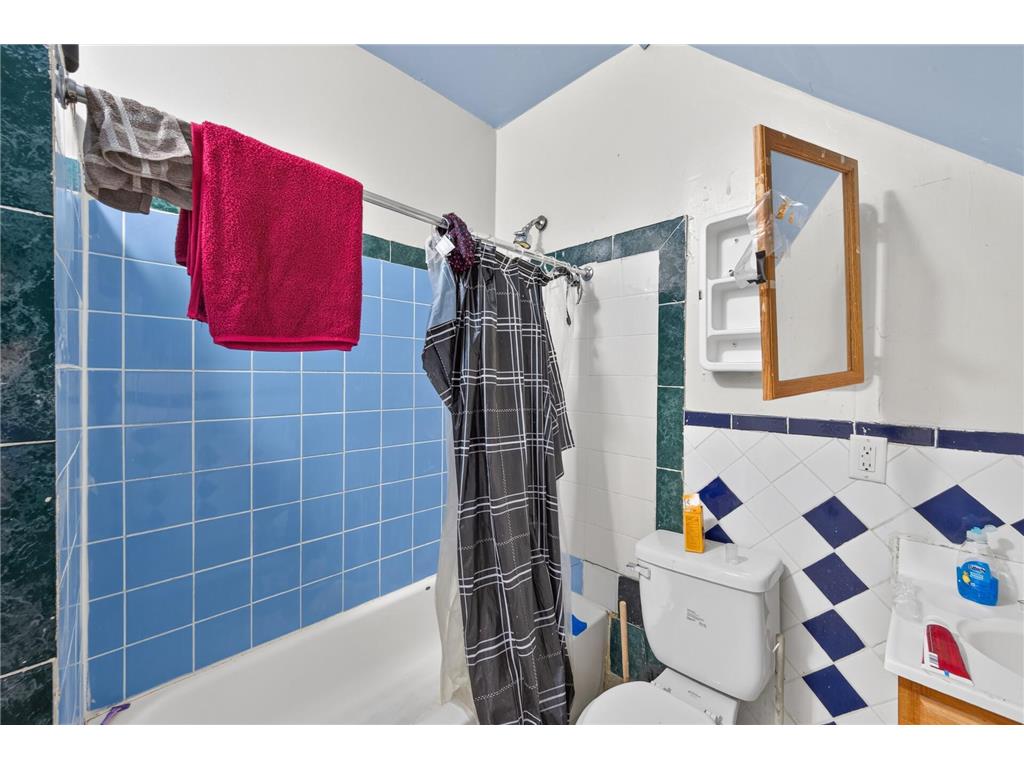 2210 Oakland Avenue Minneapolis MN 55404 7105774 image21