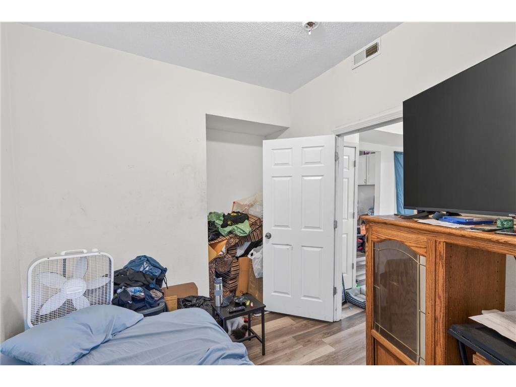 2210 Oakland Avenue Minneapolis MN 55404 7105774 image32