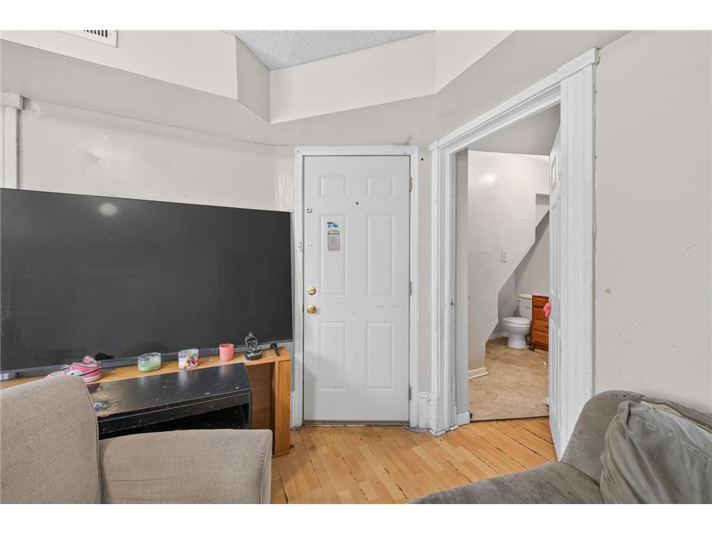 2210 Oakland Avenue Minneapolis MN 55404 7105774 image36