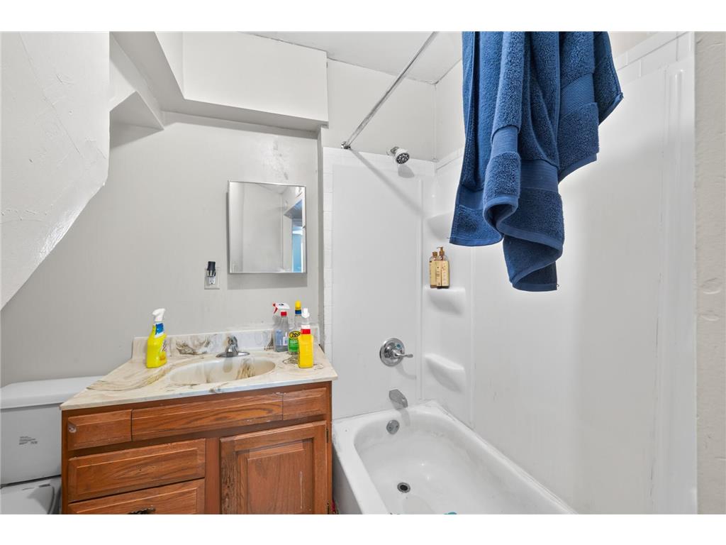 2210 Oakland Avenue Minneapolis MN 55404 7105774 image38