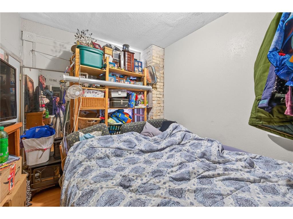 2210 Oakland Avenue Minneapolis MN 55404 7105774 image59