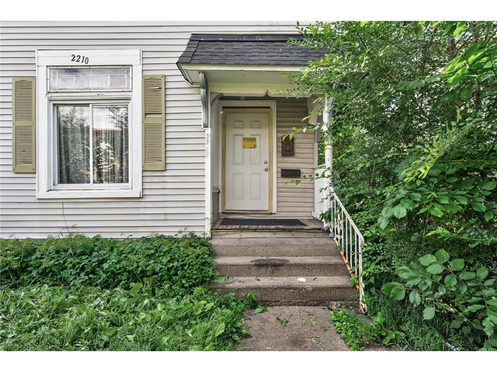 2210 Oakland Avenue Minneapolis MN 55404 7105774 image6