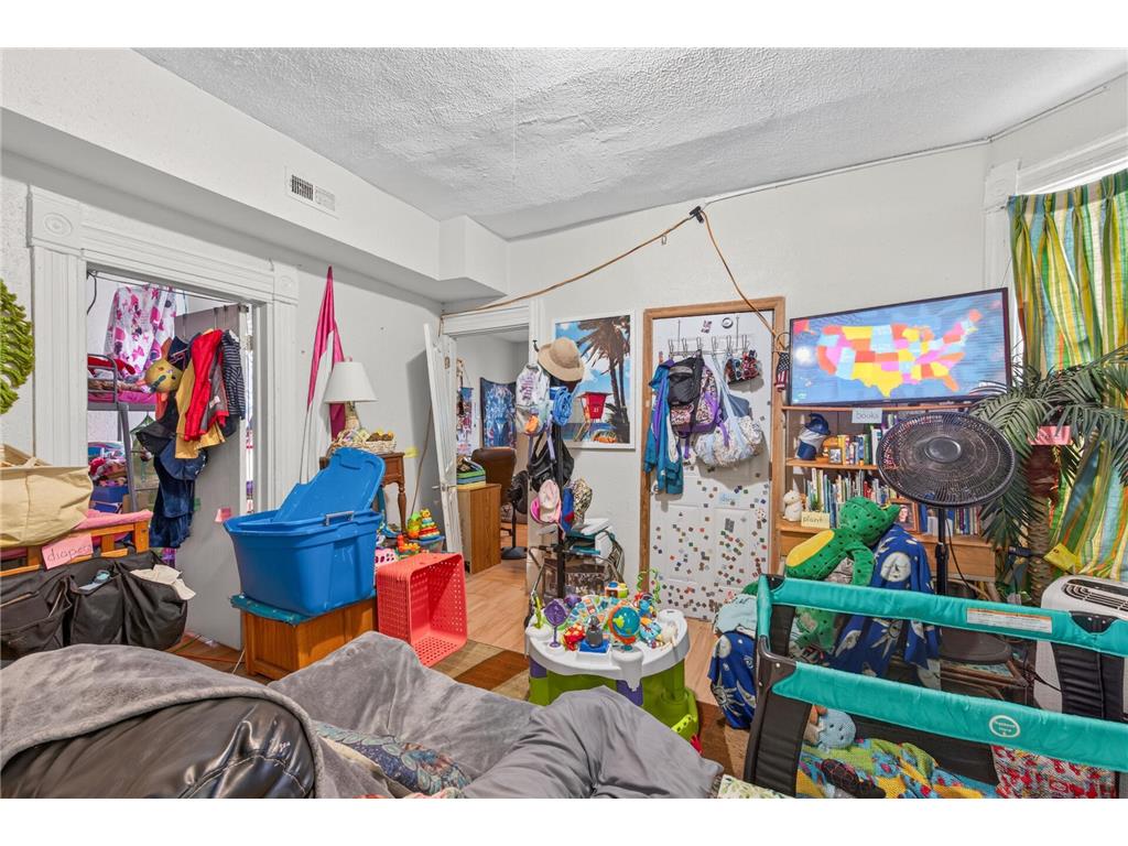 2210 Oakland Avenue Minneapolis MN 55404 7105774 image65