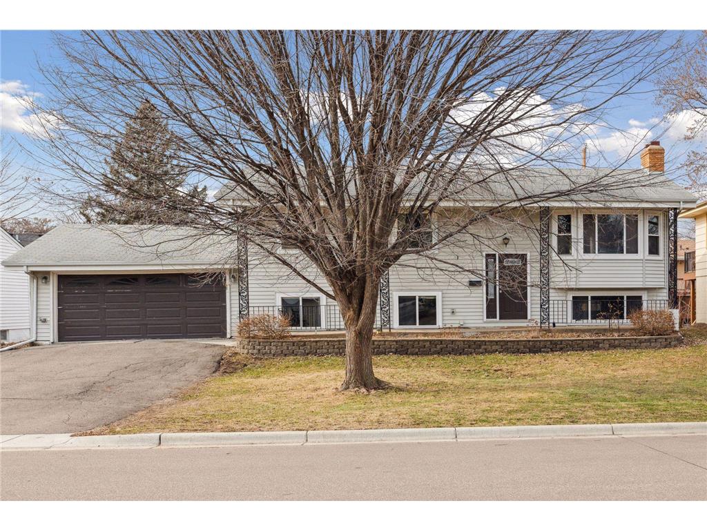 2210 Pennsylvania Avenue S Saint Louis Park MN 55426 6489898 image1