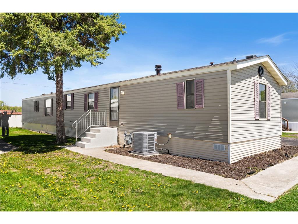 2210 Sundet Lane Faribault MN 55021 7067438 image2