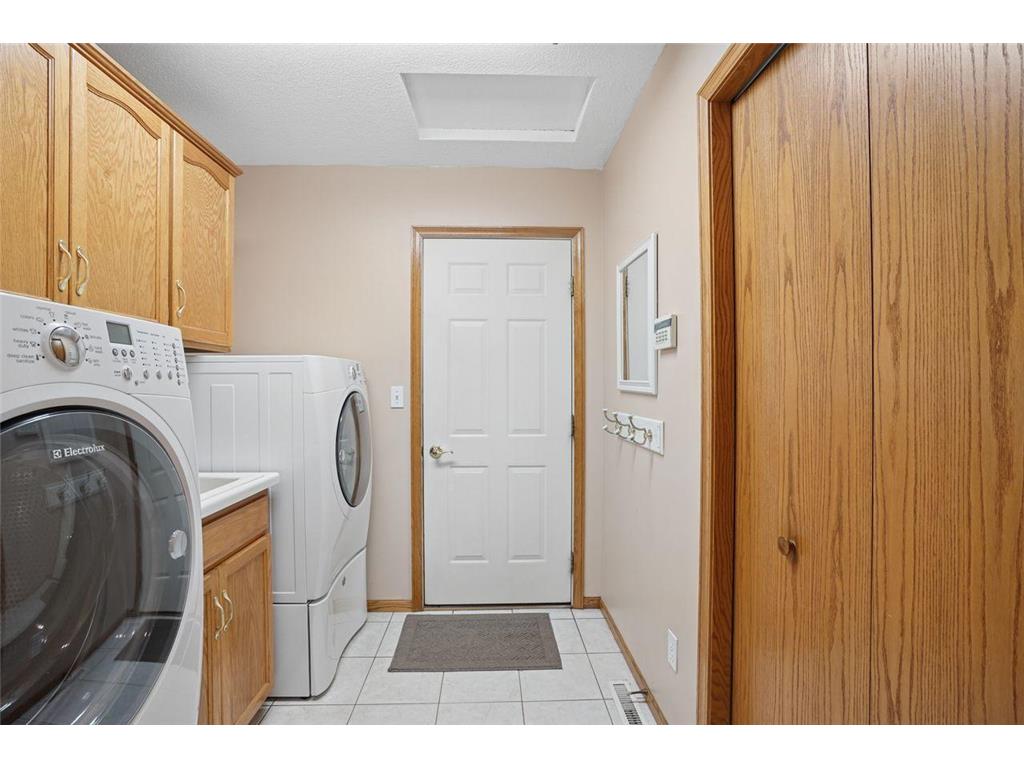 2210 Viking Drive Saint Cloud MN 56301 7047106 image34