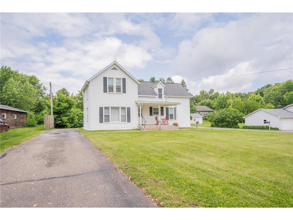 2210 Vine Street Eau Claire WI 54703 6735443 image1