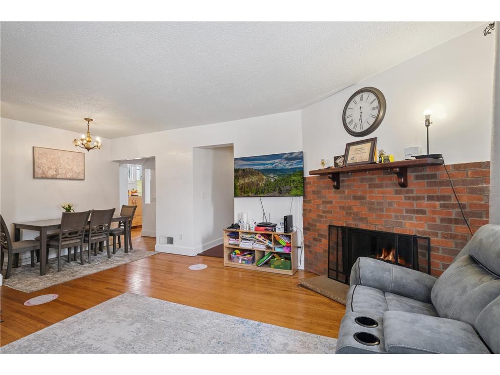 2211 10th Avenue S Minneapolis MN 55404 7014374 image4