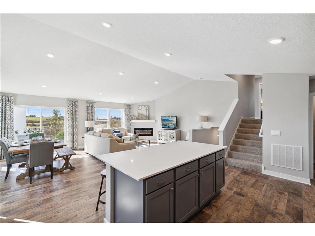 2211 Aragon Drive Shakopee MN 55379 6823205 image2