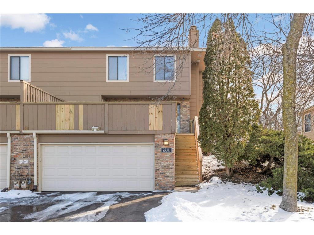 2211 Kings Valley Road, Golden Valley, MN, 55427 MLS 6508195 Edina