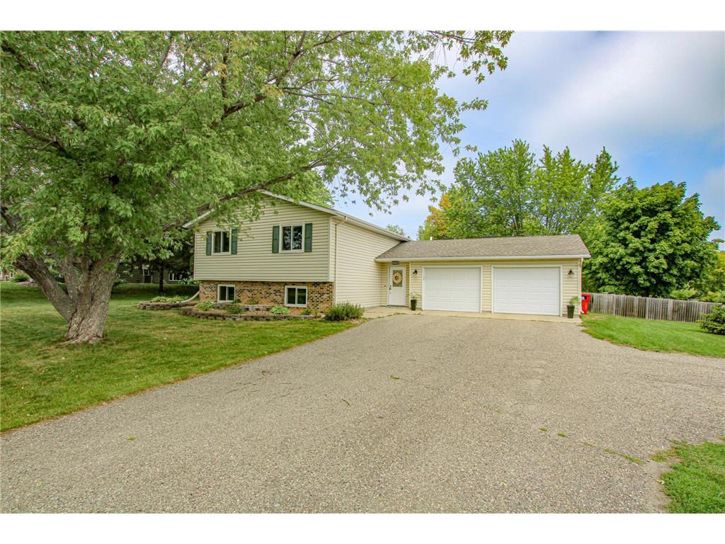 2211 Woodland Park Drive NE Alexandria MN 56308 6423195 image1