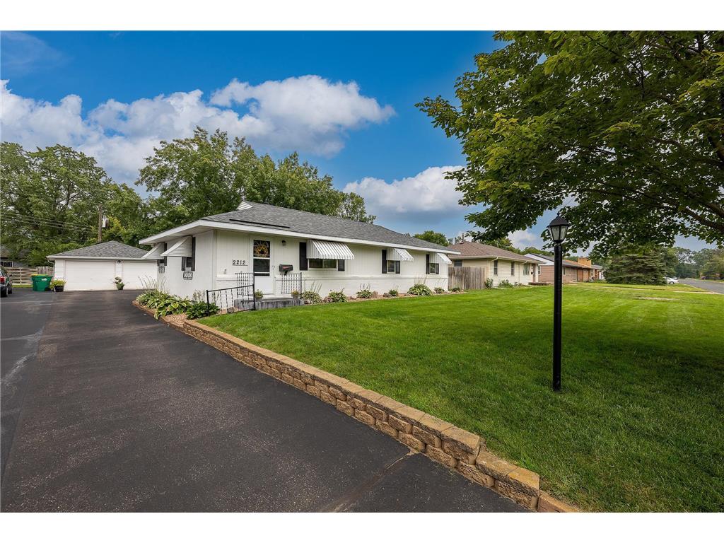 2212 55th Avenue N Brooklyn Center MN 55430 6421561 image1