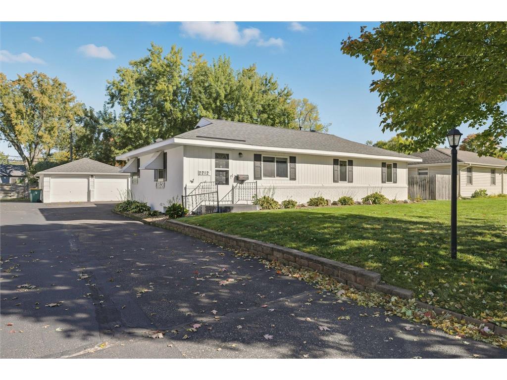 2212 55th Avenue N Brooklyn Center MN 55430 6805101 image1