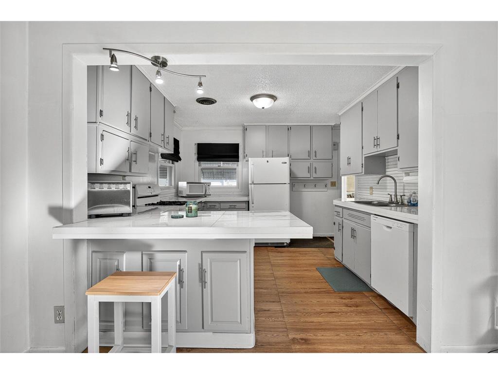 2212 55th Avenue N Brooklyn Center MN 55430 6805101 image10