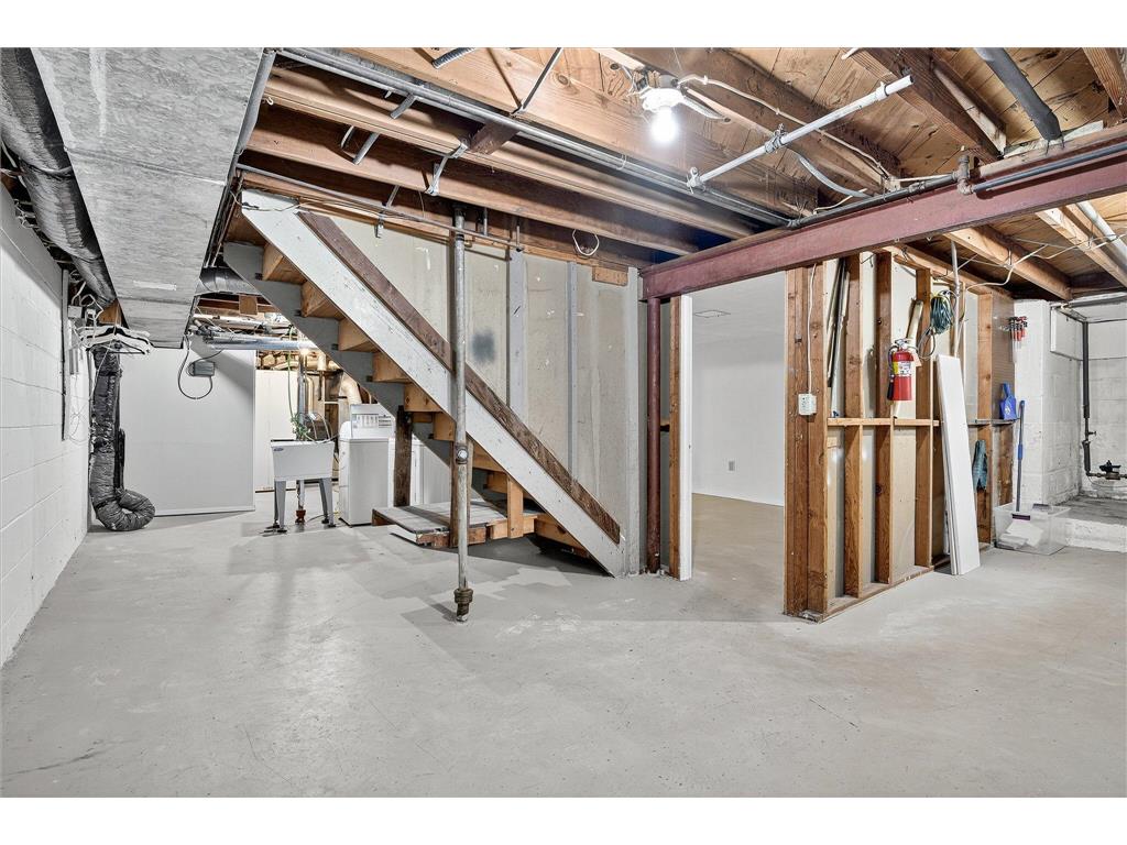 2212 55th Avenue N Brooklyn Center MN 55430 6805101 image31