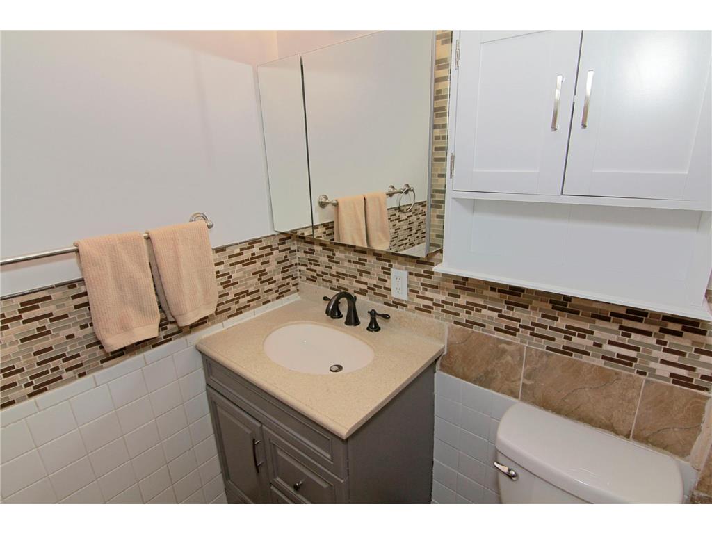 2212 Aldrich Avenue S #106 Minneapolis MN 55405 7023747 image18