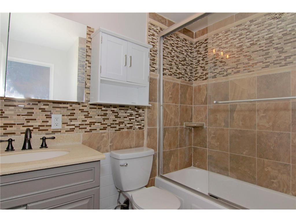 2212 Aldrich Avenue S #106 Minneapolis MN 55405 7023747 image19