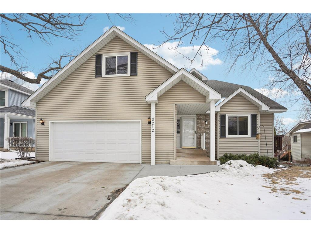 2212 Ariel Street N North Saint Paul MN 55109 6825393 image1