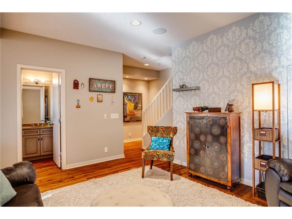 2212 Fremont Avenue S #5 Minneapolis MN 55405 7002898 image10