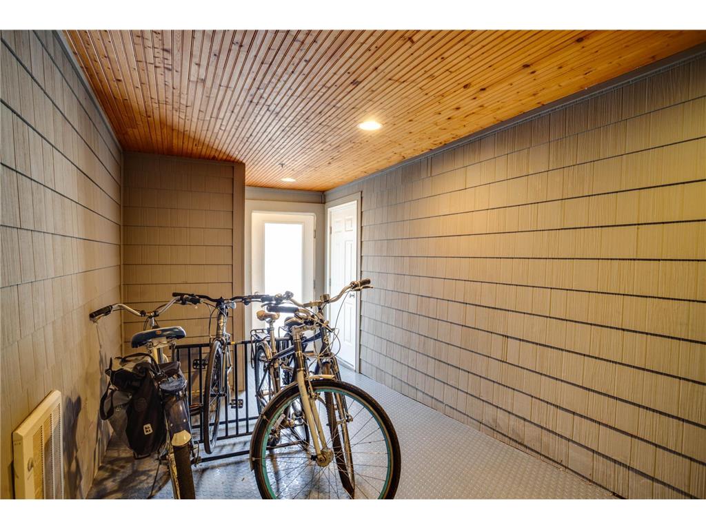 2212 Fremont Avenue S #5 Minneapolis MN 55405 7002898 image18