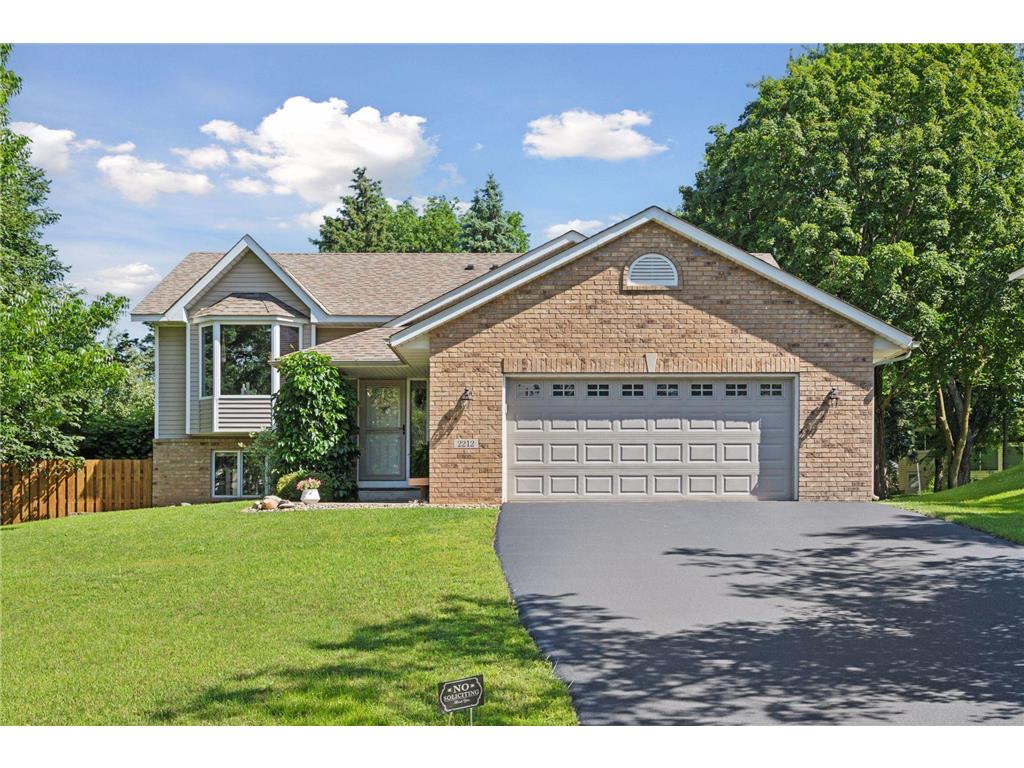 2212 Horizon Place Burnsville MN 55337 6747646 image1