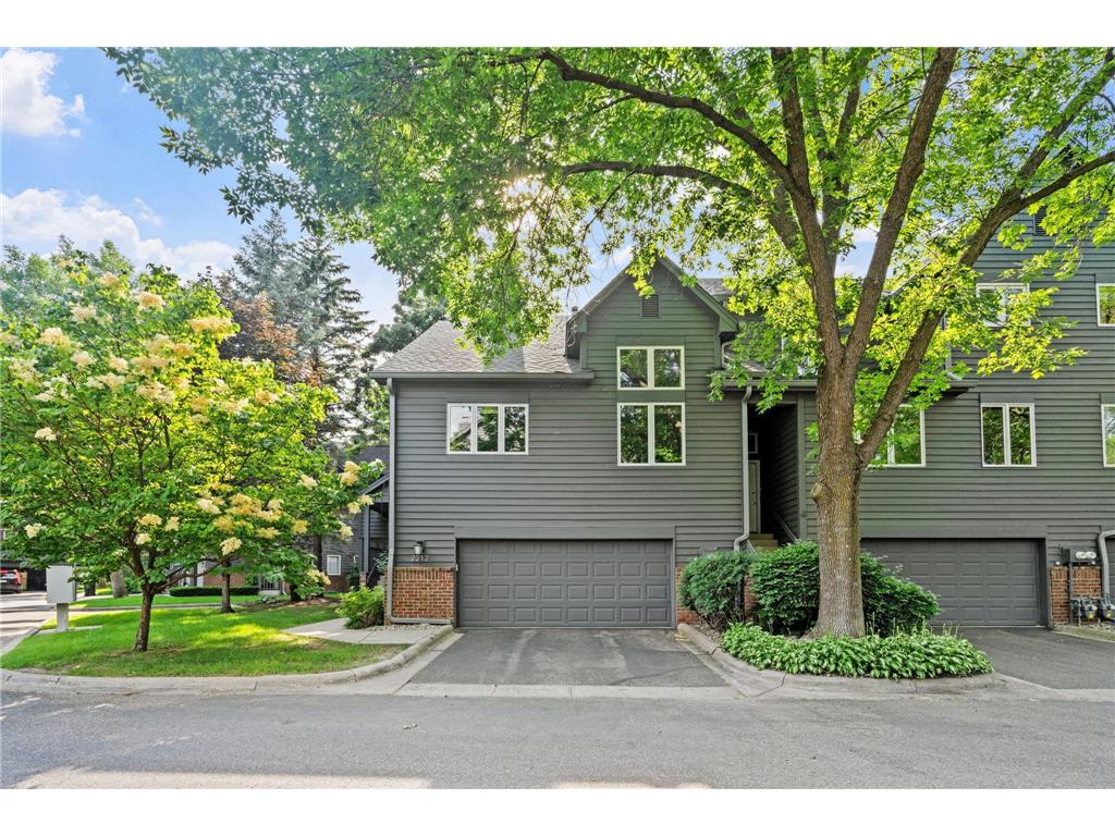 2212 Sherwood Court Minnetonka MN 55305 6741969 image1