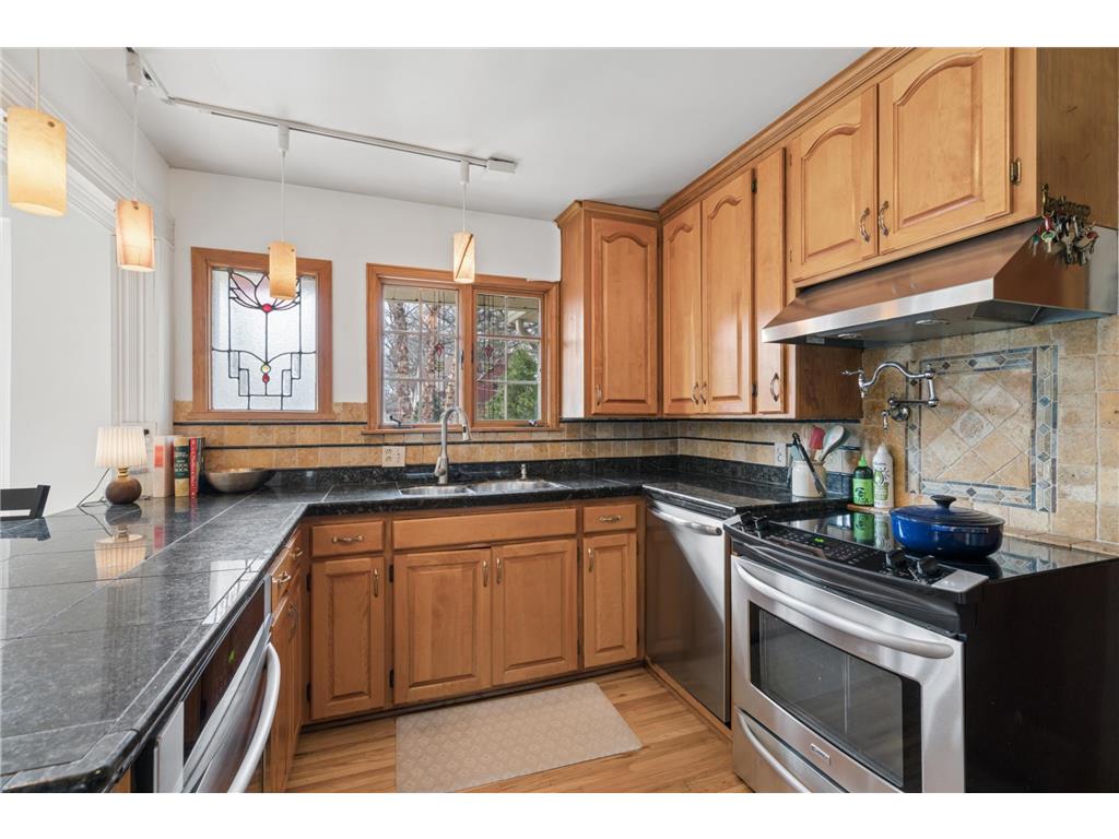 2212 W 53rd Street Minneapolis MN 55419 - Minnehaha Creek 6777060 image12