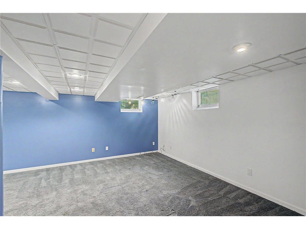 2213 Holloway Avenue E North Saint Paul MN 55109 7104122 image17