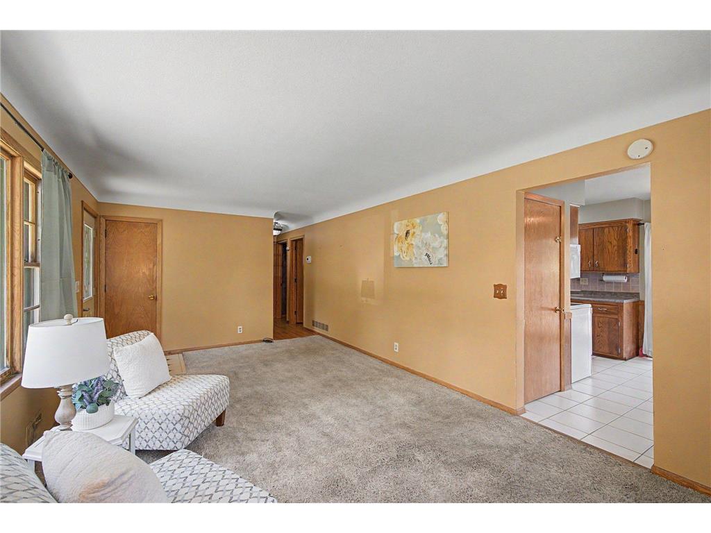 2213 Holloway Avenue E North Saint Paul MN 55109 7104122 image26