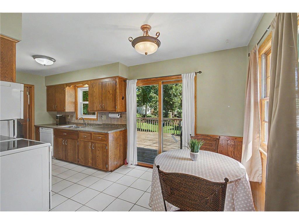 2213 Holloway Avenue E North Saint Paul MN 55109 7104122 image3
